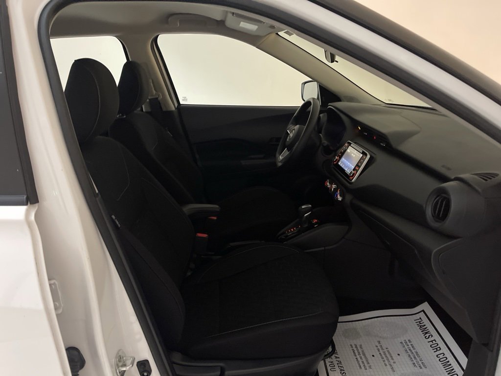 Used 2022 Nissan Kicks S image 35