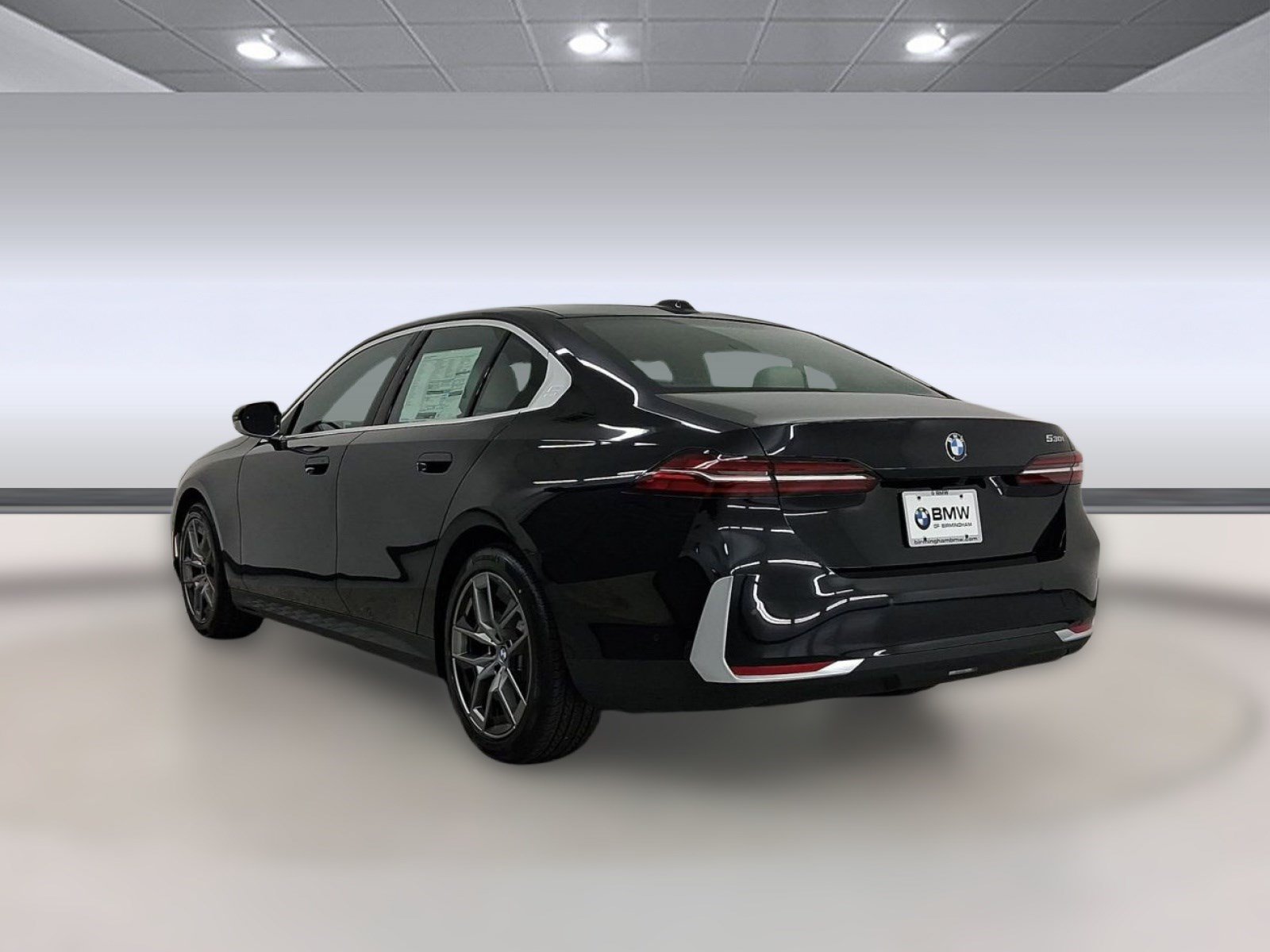 New 2026 BMW 530i RWD image 3