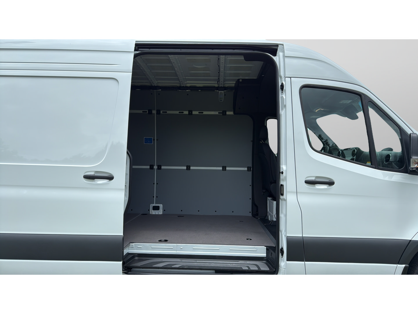 New 2026 Mercedes-Benz Sprinter 2500 image 13