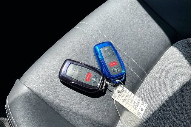 Used 2024 Toyota Corolla XSE FWD image 33