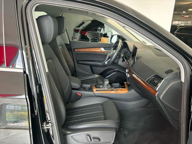 Certified 2023 Audi Q5 2.0T Premium w/ Convenience Package image 24