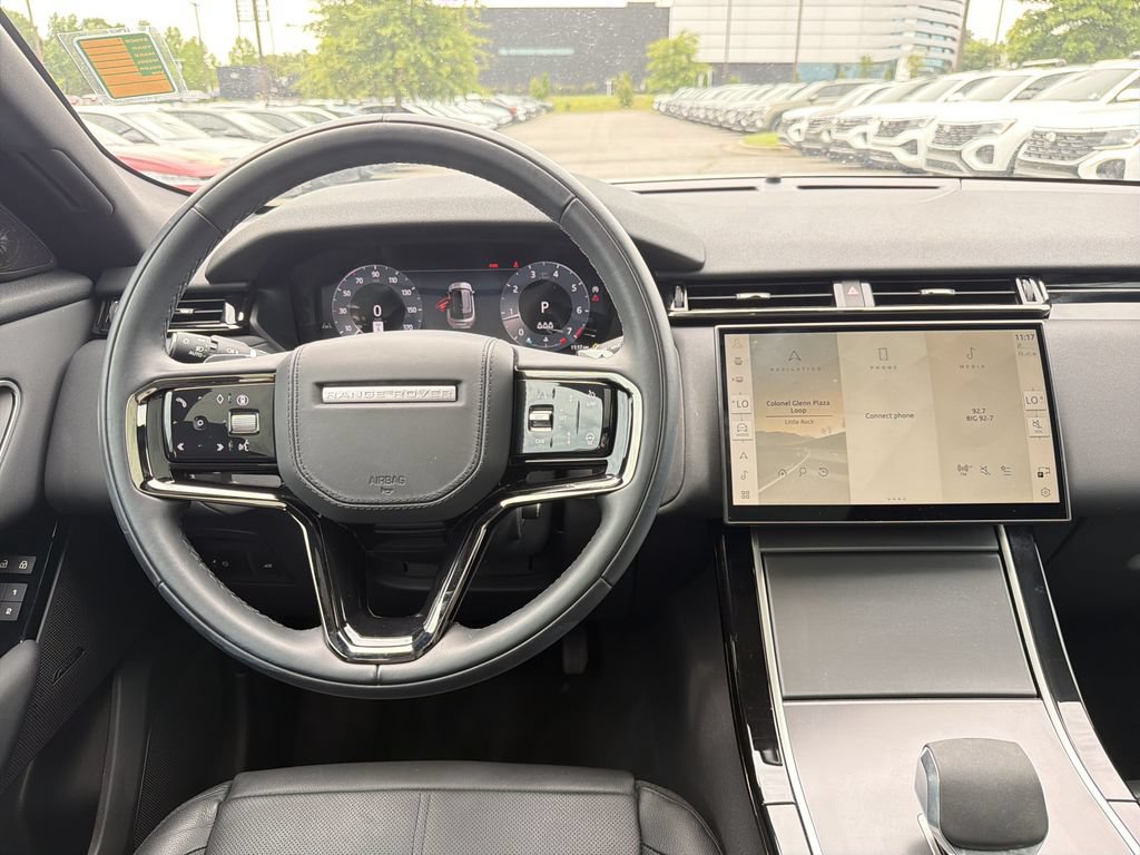 Used 2026 Land Rover Range Rover Velar S AWD/4WD image 4