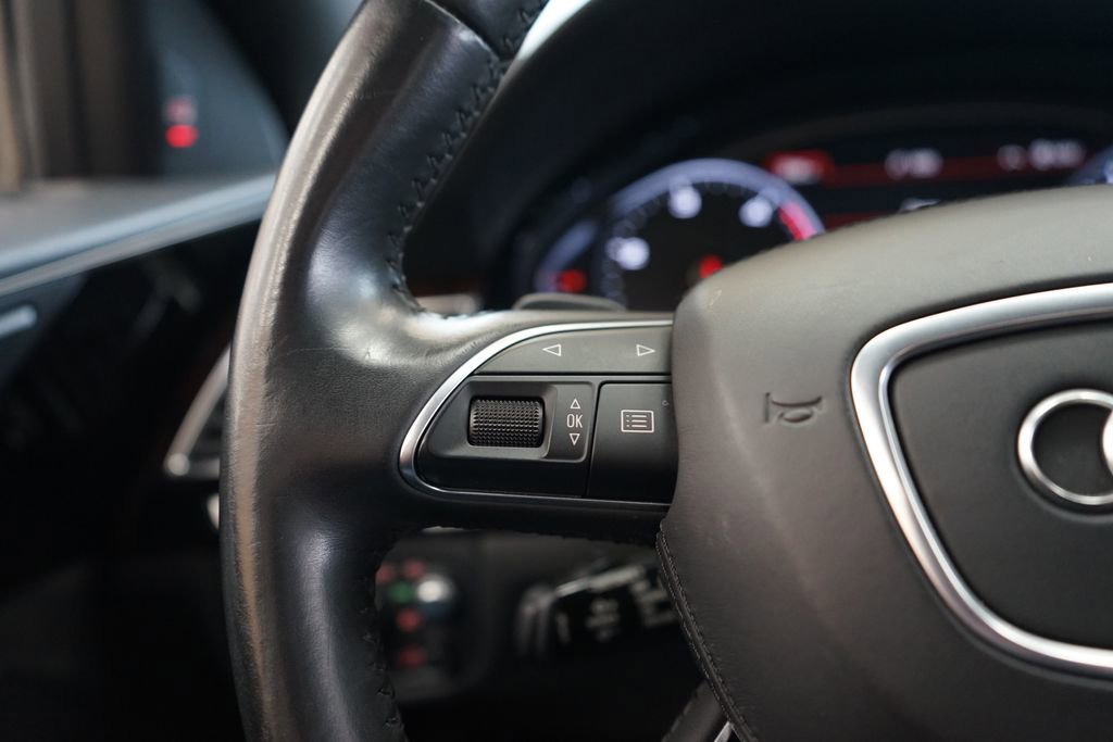 Used 2015 Audi A8 L TDI w/ Premium Package image 36
