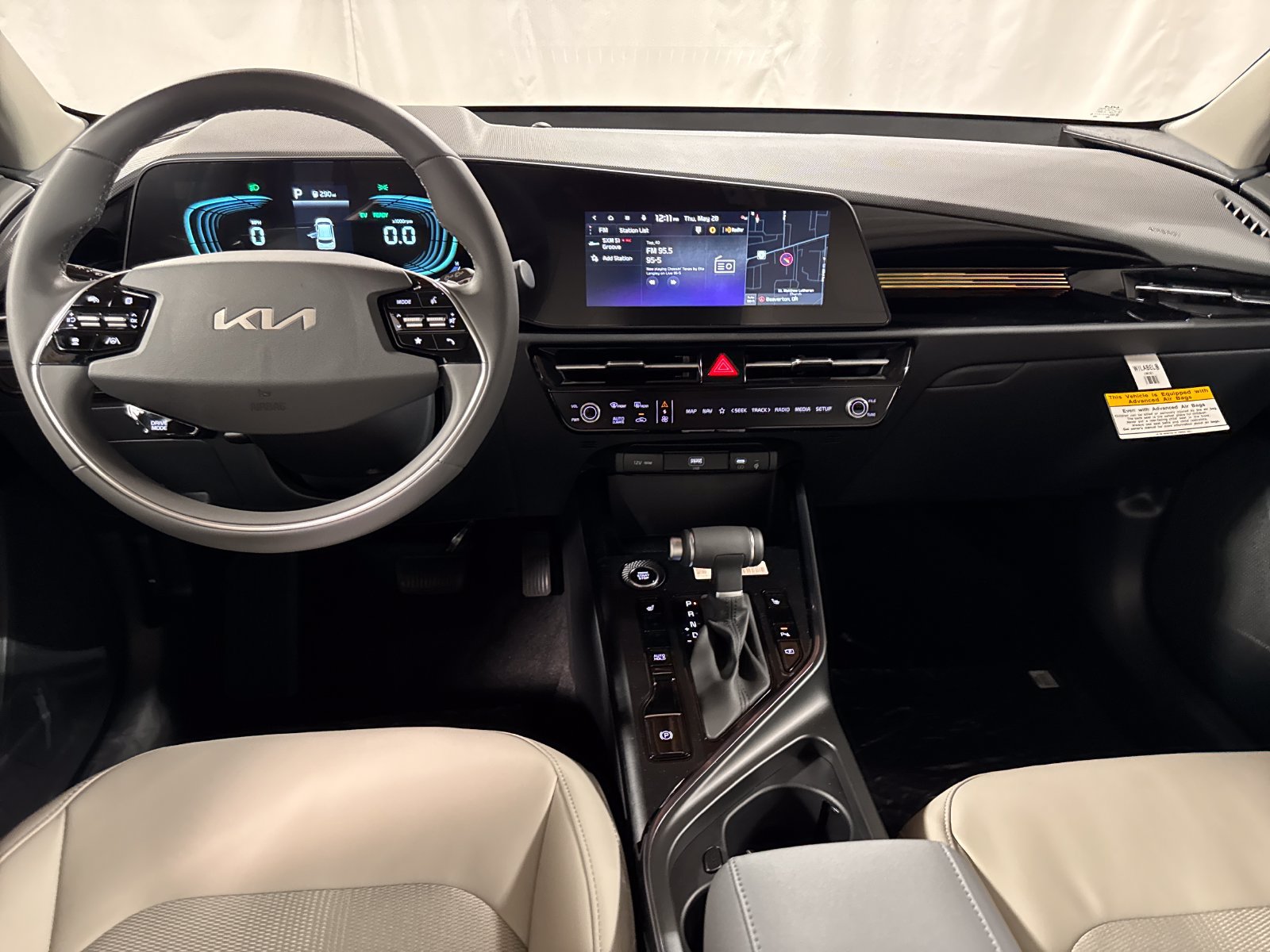 New 2026 Kia Niro FWD image 4