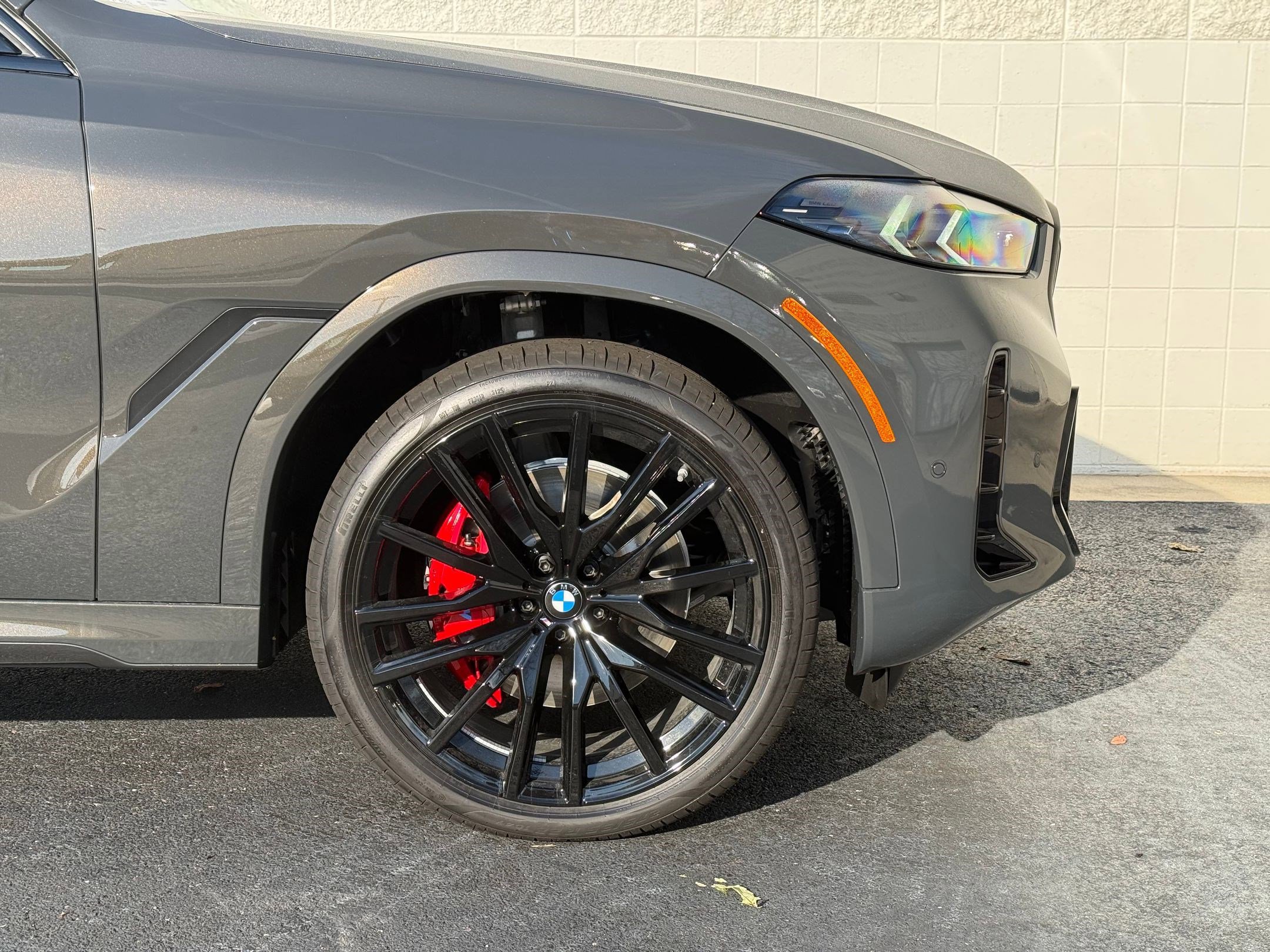 New 2026 BMW X6 xDrive40i image 10