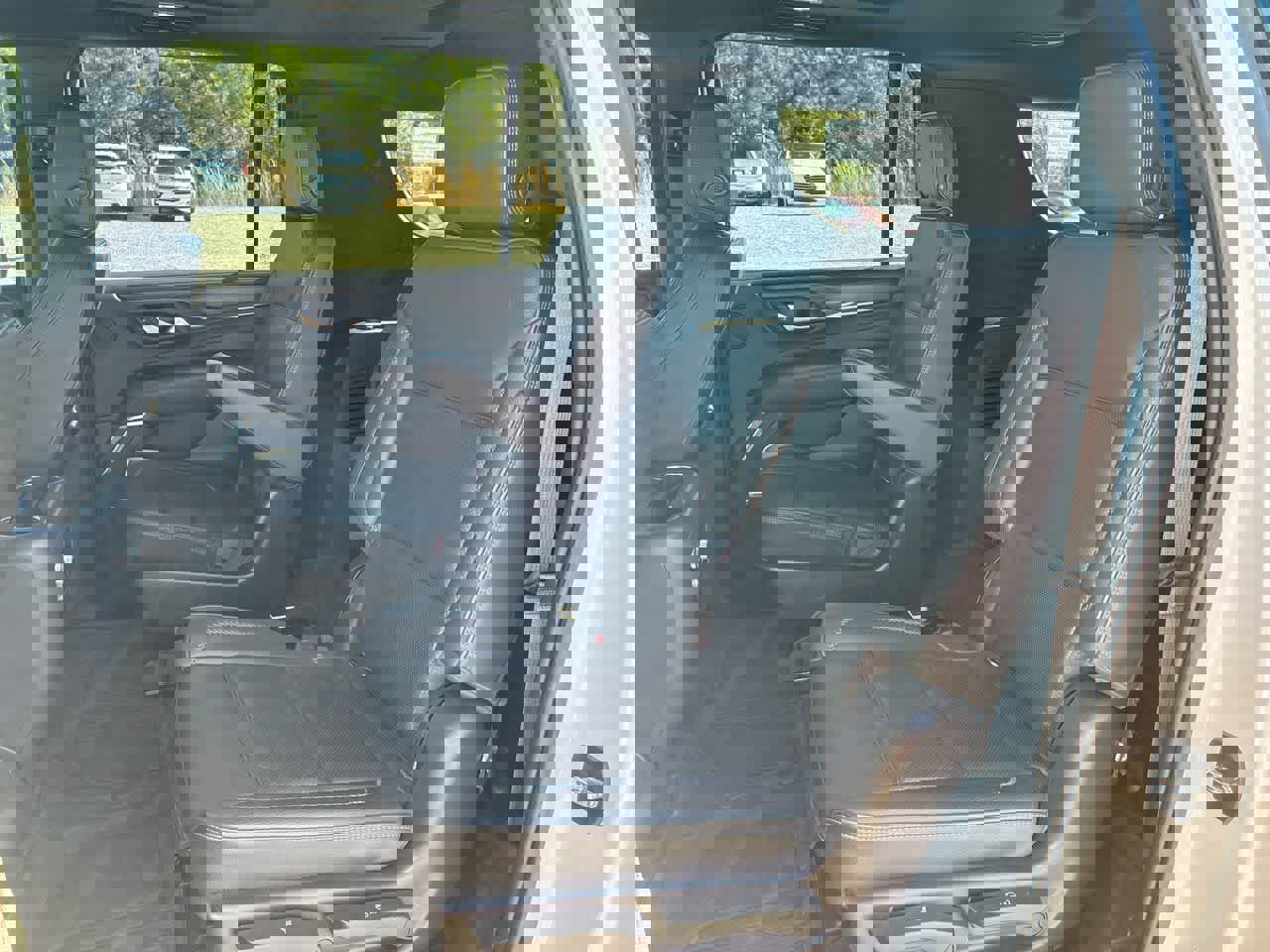 Used 2022 GMC Yukon XL Denali image 26