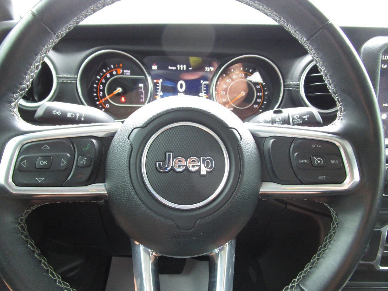 Used 2021 Jeep Wrangler Unlimited Sahara w/ Uconnect 4C Nav & Sound Group image 15