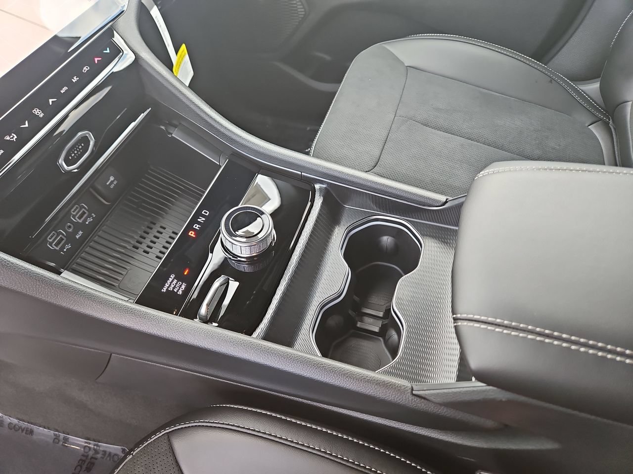 New 2026 Jeep Grand Cherokee Altitude AWD/4WD image 30