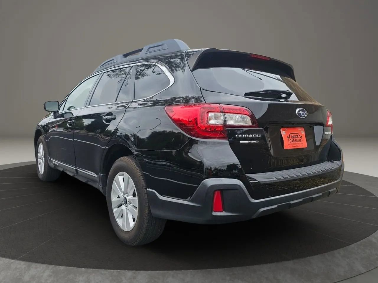 Used 2019 Subaru Outback 2.5i Premium image 3