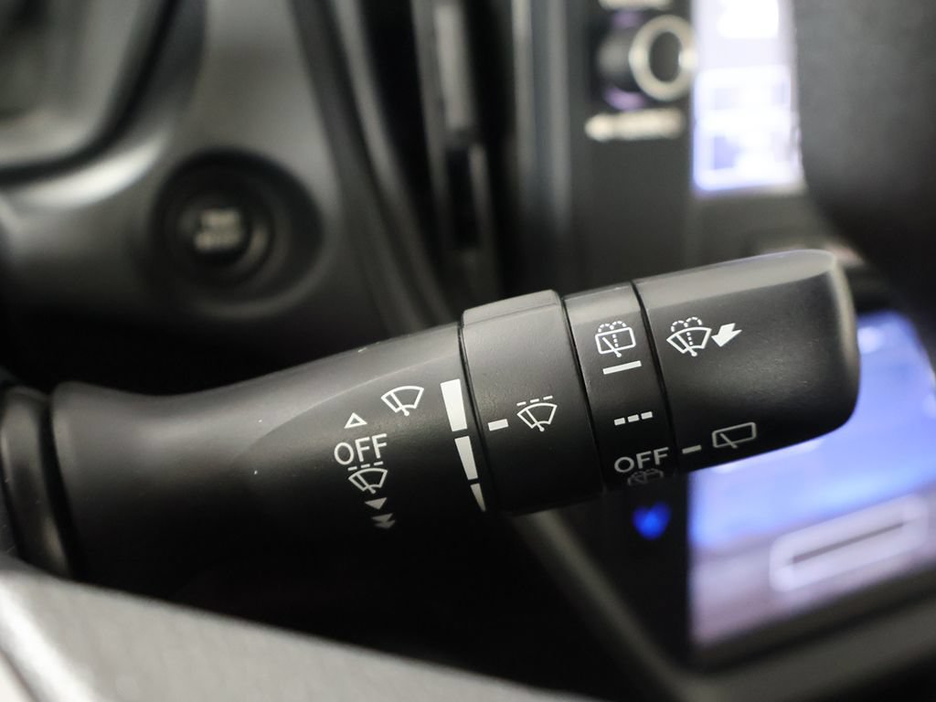 Used 2025 Subaru Impreza 2.0i AWD/4WD image 34