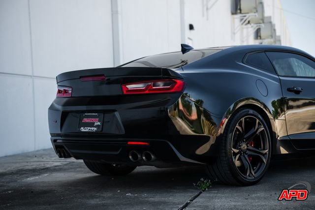 Used 2018 Chevrolet Camaro SS image 56