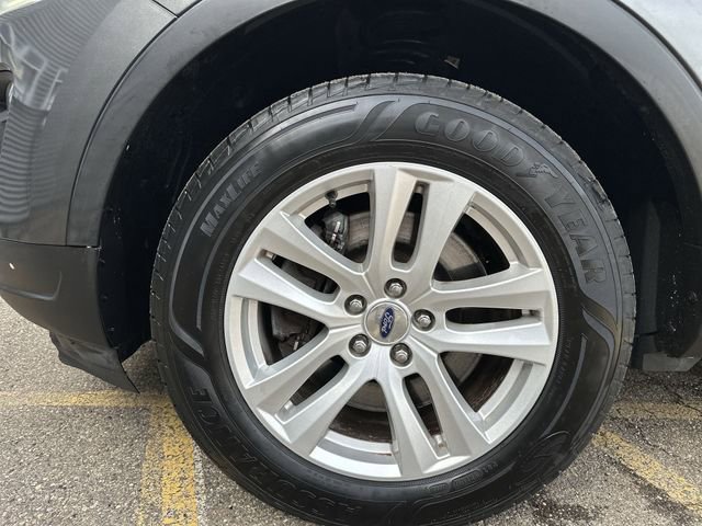 Used 2018 Ford Explorer XLT w/ Equipment Group 202A image 21