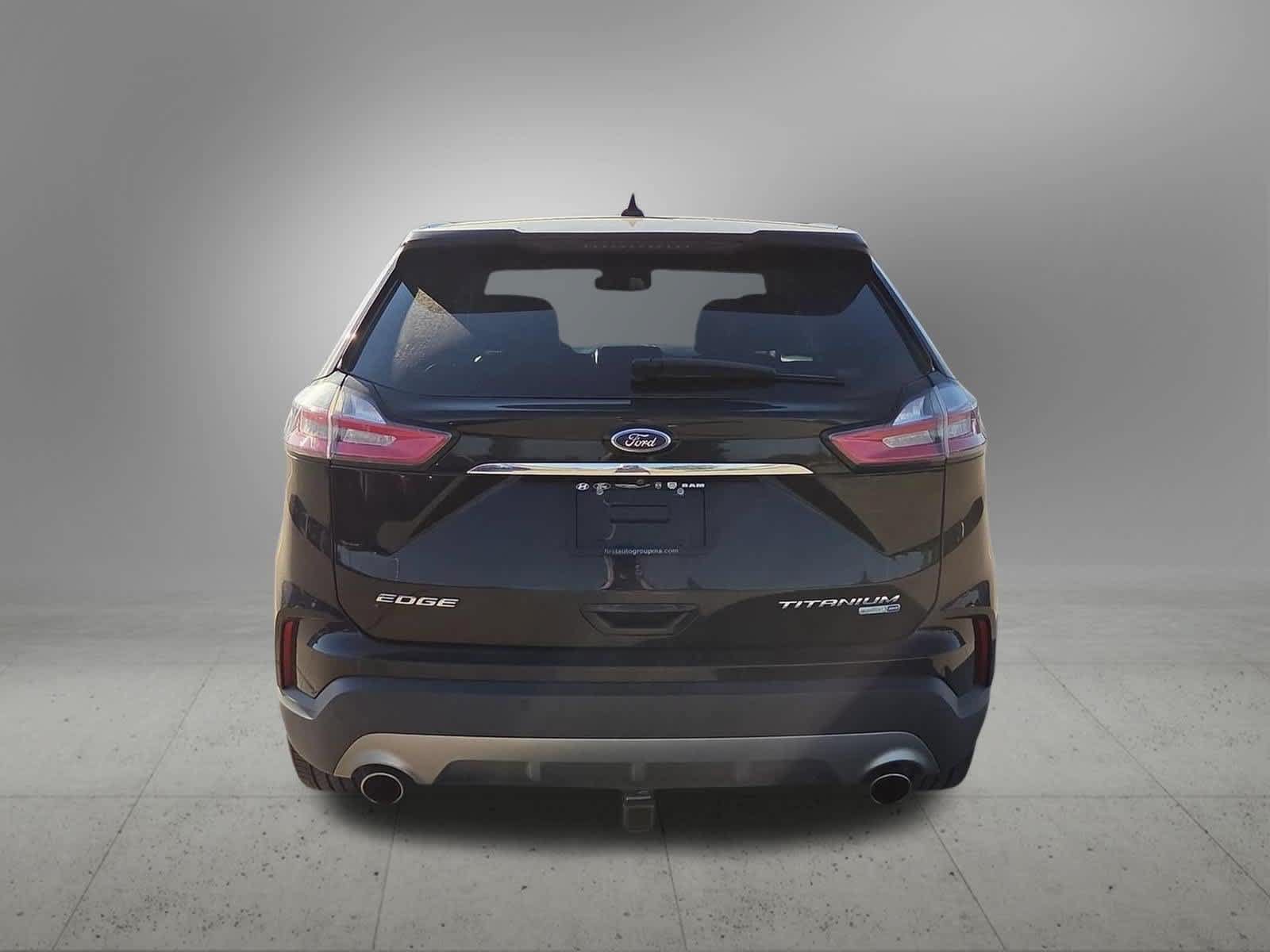 Used 2019 Ford Edge Titanium w/ Equipment Group 301A AWD/4WD image 5