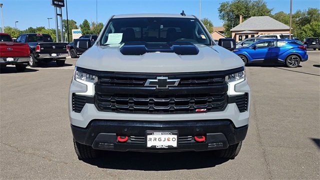 Used 2024 Chevrolet Silverado 1500 LT Trail Boss w/ LT Trail Boss Premium Package image 3