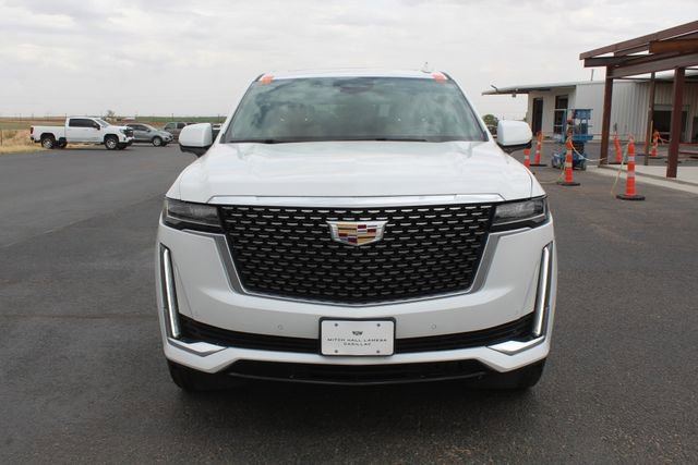 Used 2022 Cadillac Escalade Premium Luxury w/ LPO, Floor Liner Package AWD/4WD image 11