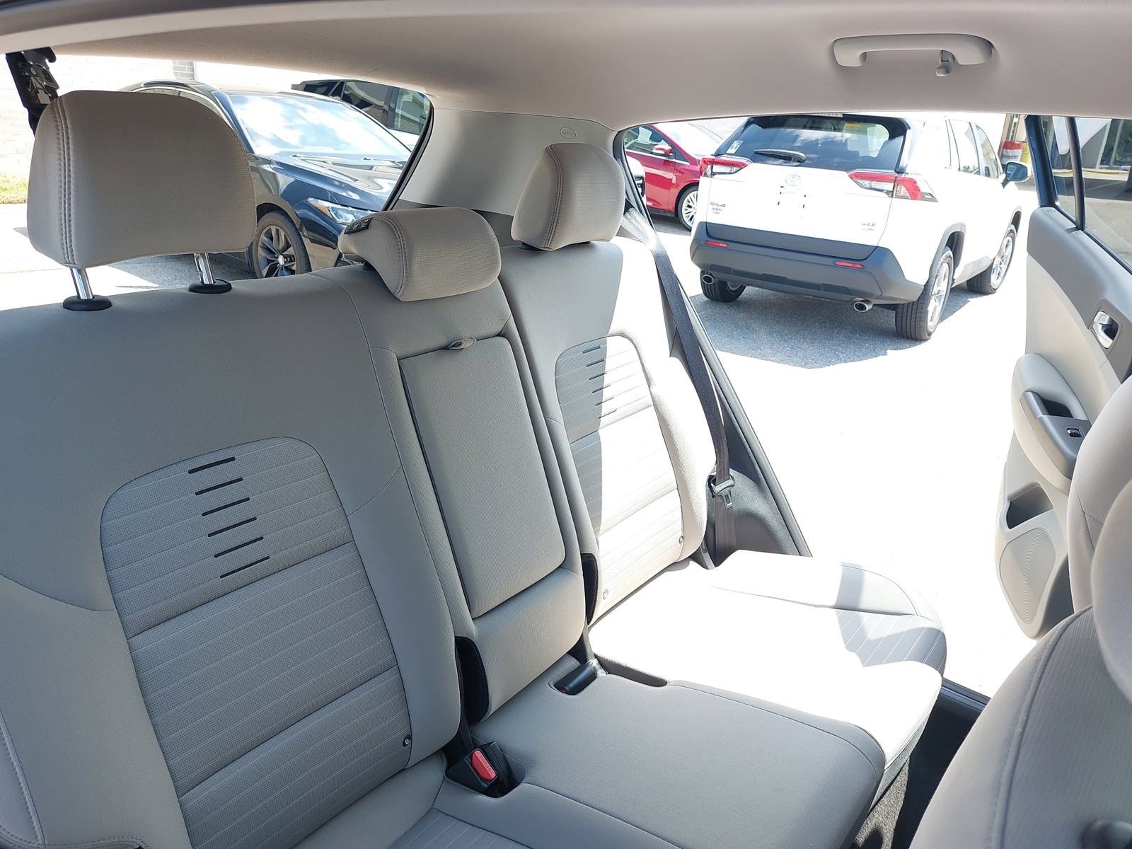 Used 2022 Kia Sportage LX w/ LX FWD Value Edition Package image 11