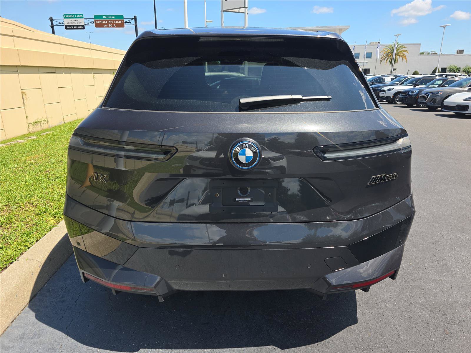 Certified 2024 BMW iX M60 w/ Luxury Package AWD/4WD image 3