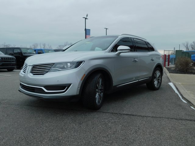 Used 2017 Lincoln MKX Reserve image 23