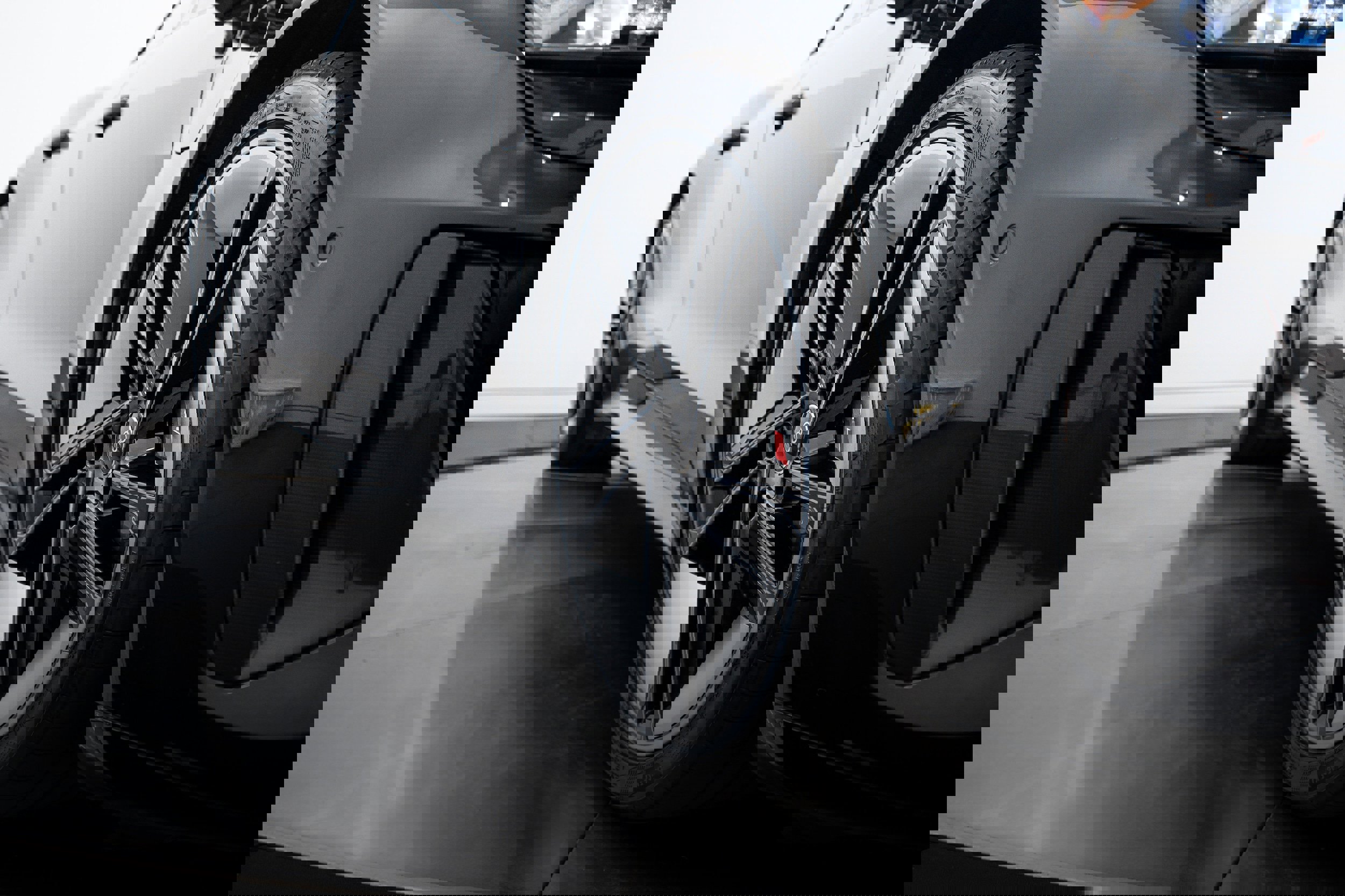 Used 2024 Audi RS e-tron GT w/ Ceramic Brake Package image 19