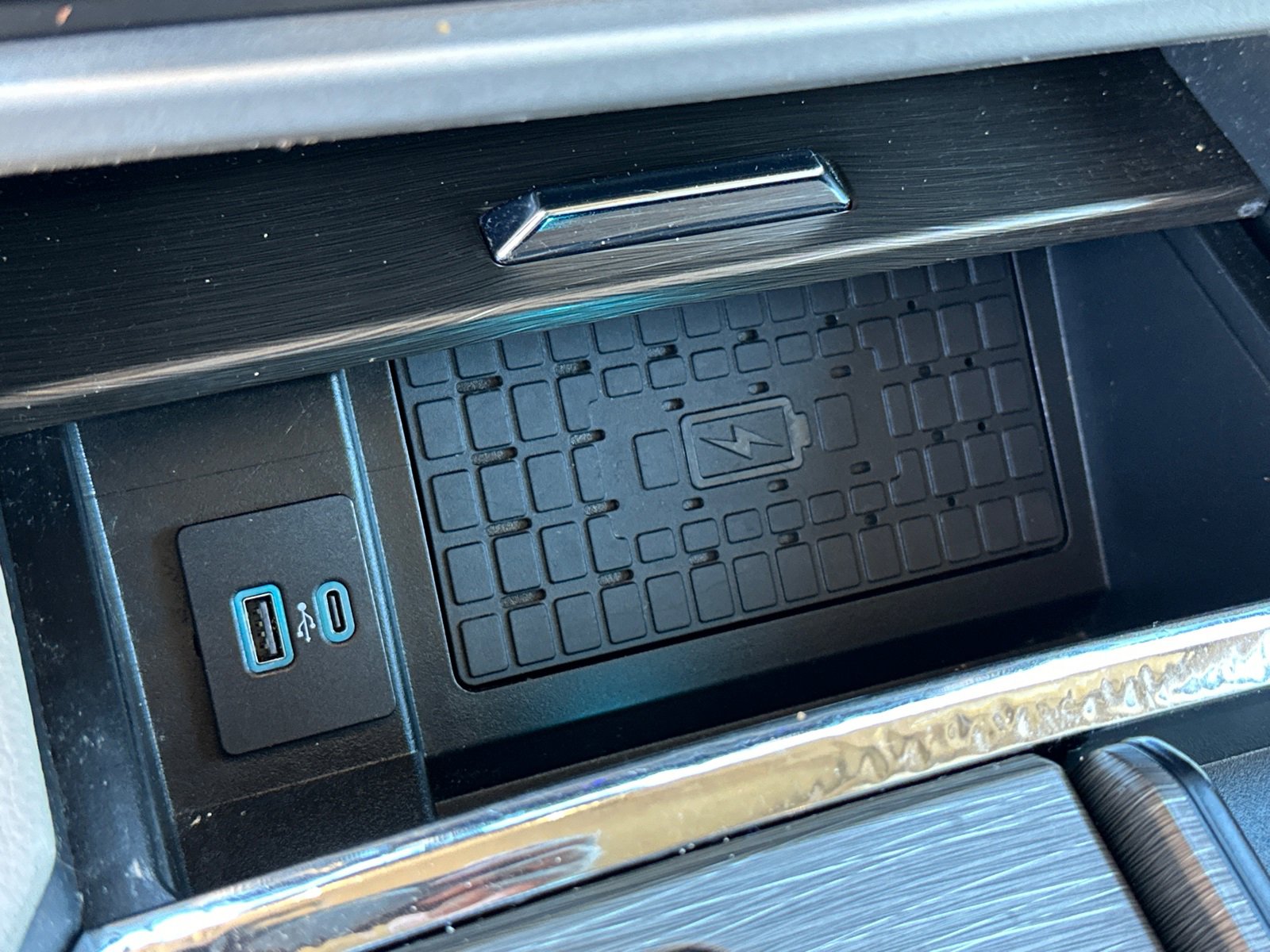 Used 2024 Ford Expedition Max Limited image 35