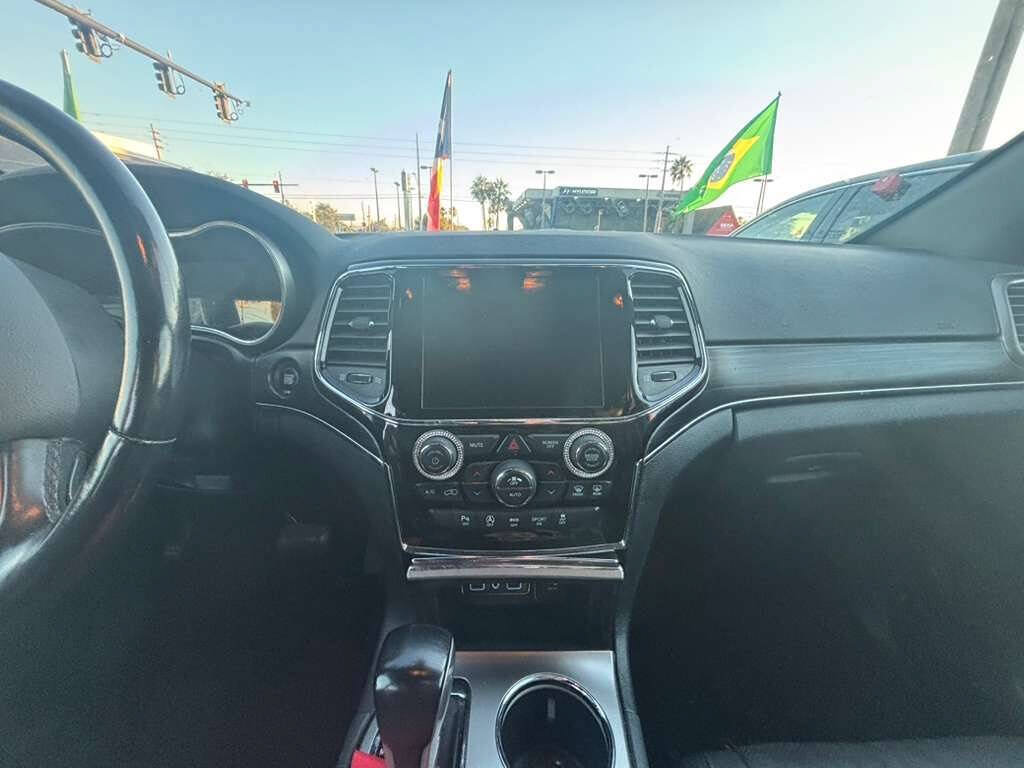 Used 2020 Jeep Grand Cherokee Limited w/ Luxury Group II RWD image 5