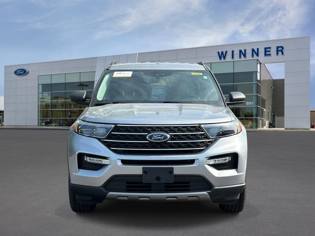 Certified 2023 Ford Explorer XLT w/ Equipment Group 202A AWD/4WD image 6