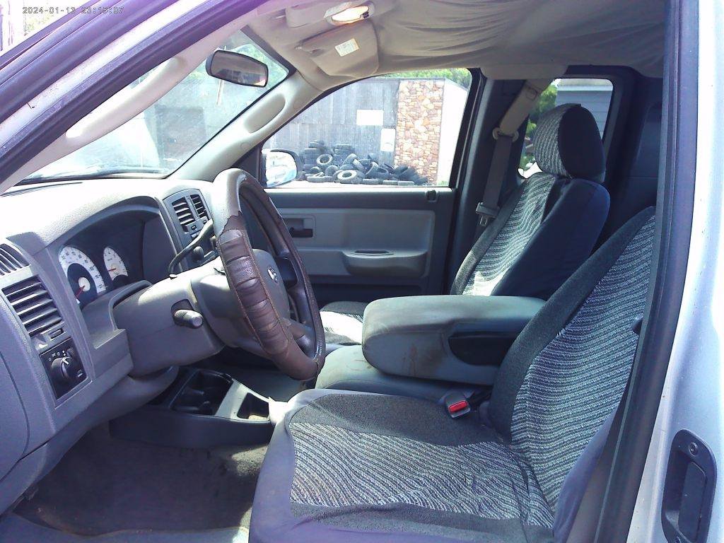 Used 2005 Dodge Dakota ST AWD/4WD image 7