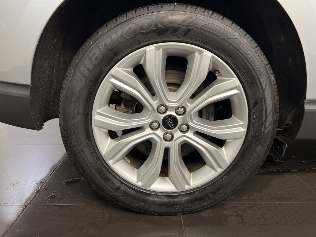 Certified 2024 Ford Edge Titanium AWD/4WD image 7