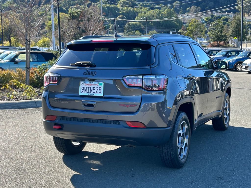 Used 2022 Jeep Compass Trailhawk image 5