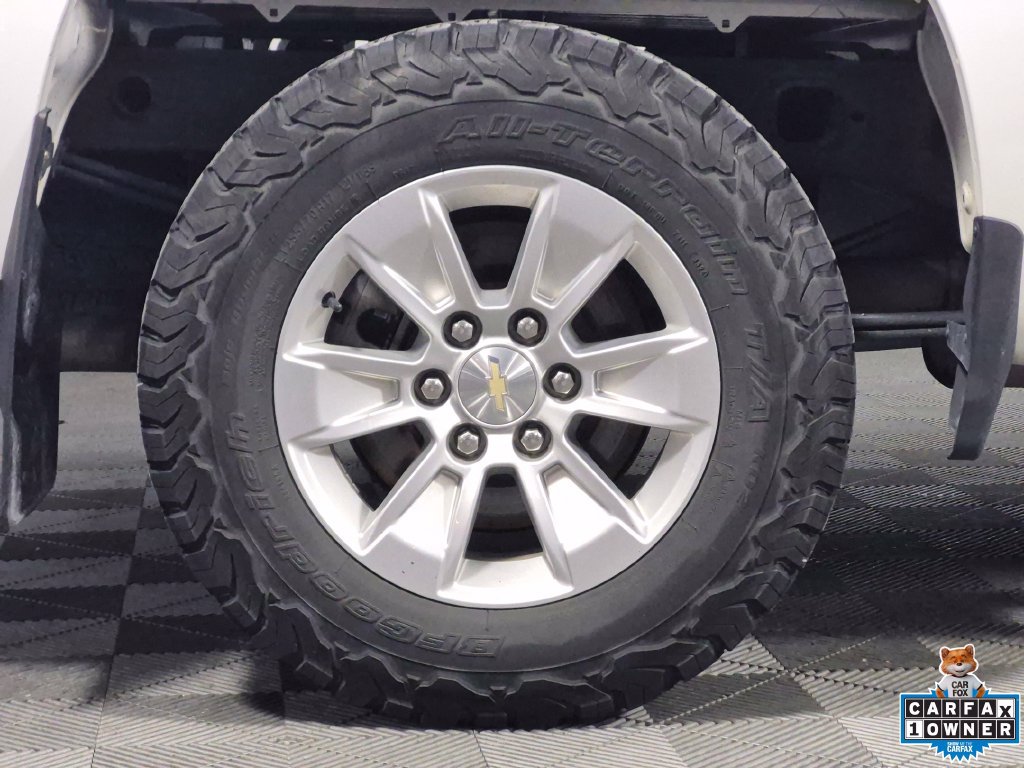 Used 2023 Chevrolet Silverado 1500 LT AWD/4WD image 26