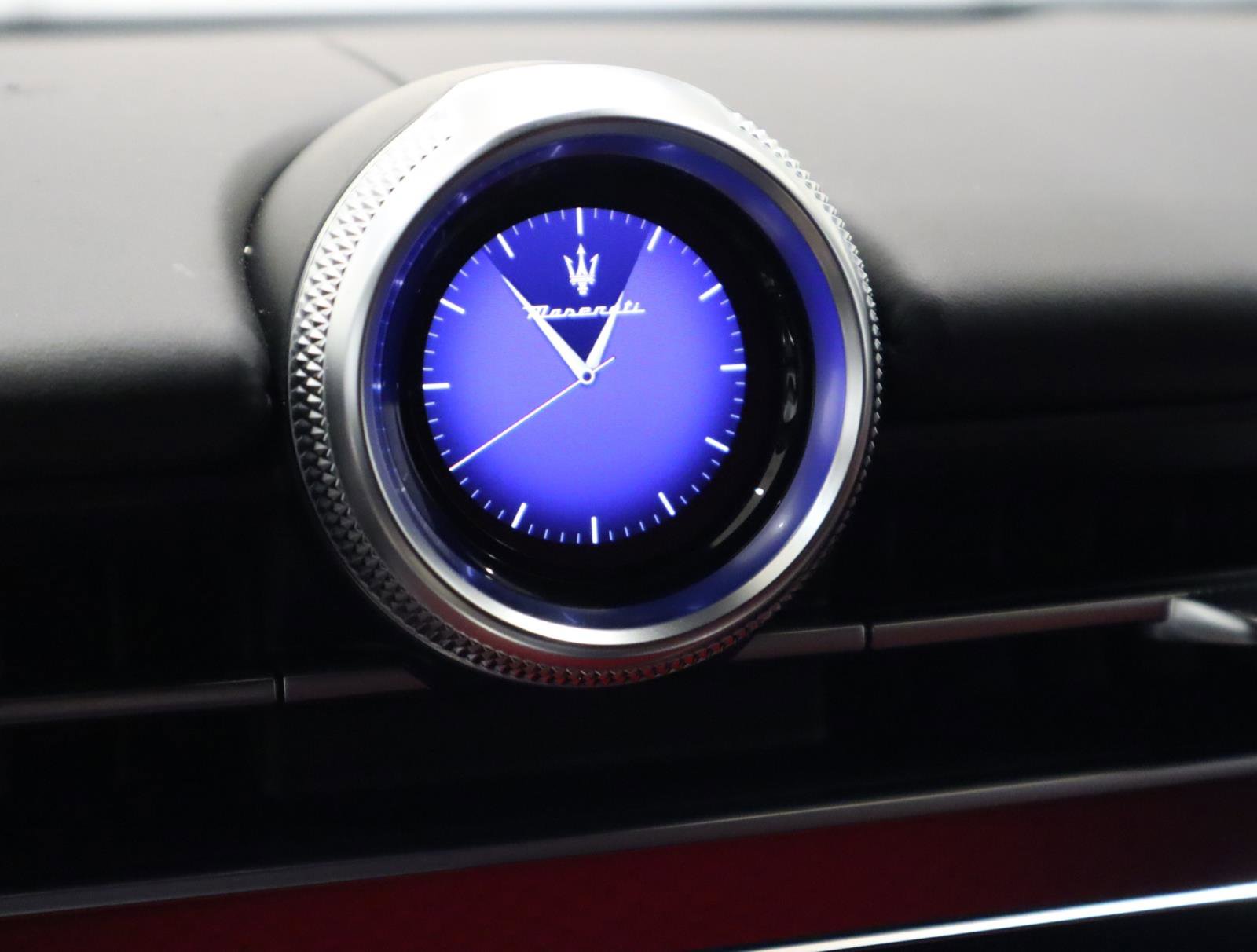 New 2025 Maserati Grecale Modena image 36