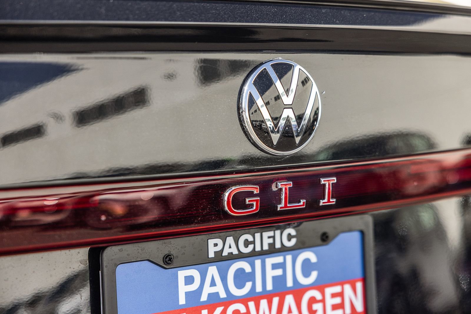 New 2026 Volkswagen Jetta GLI Autobahn FWD image 9