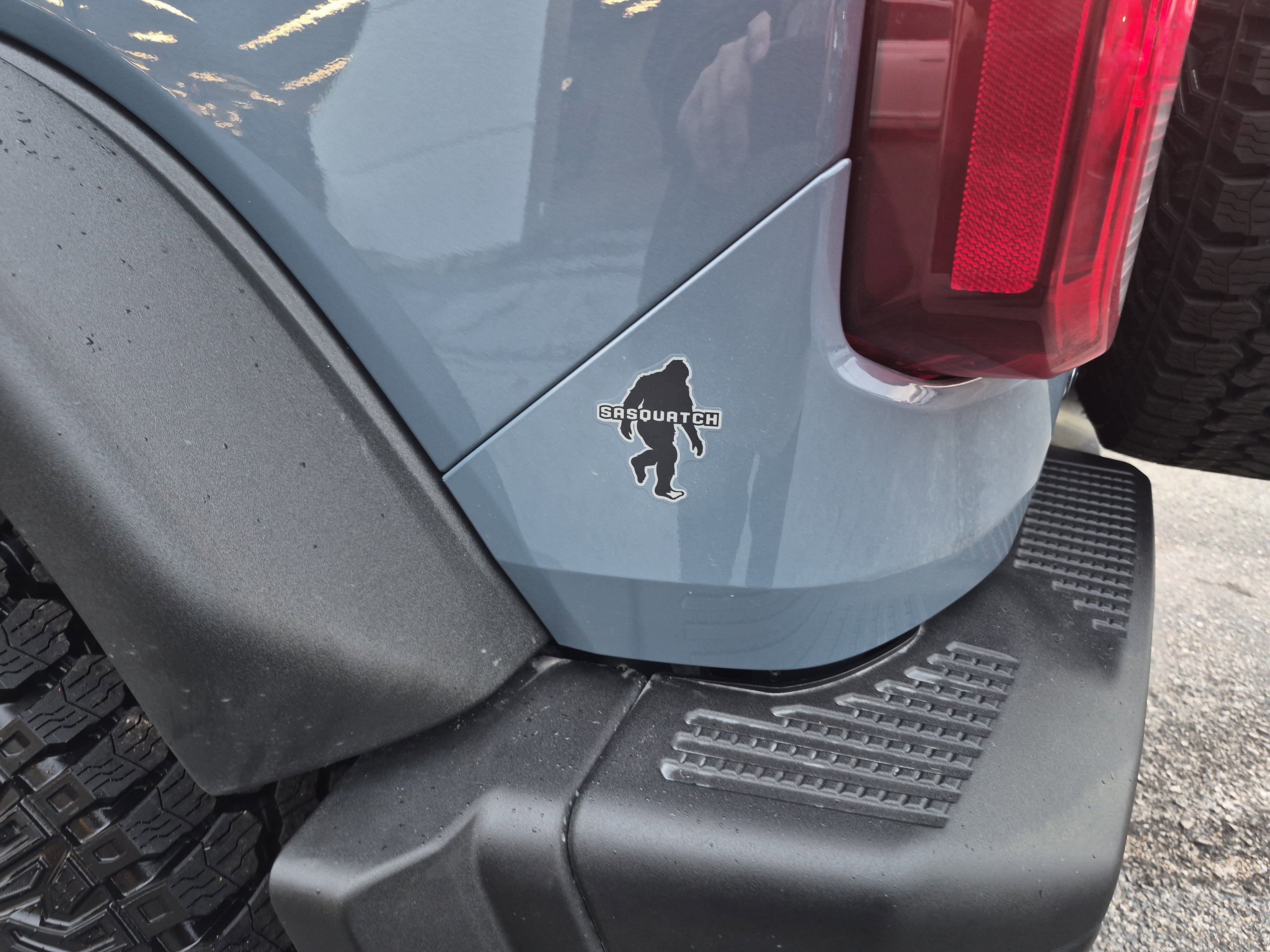 New 2025 Ford Bronco Heritage Edition image 7