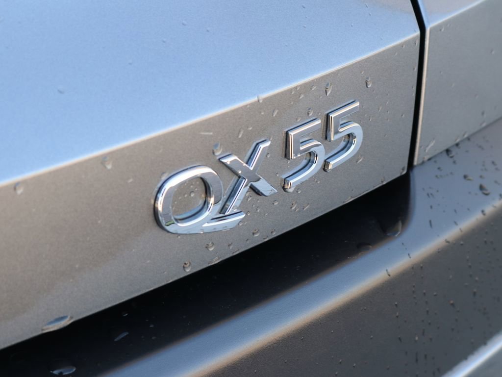 Certified 2025 INFINITI QX55 Luxe w/ Cargo Package AWD/4WD image 14