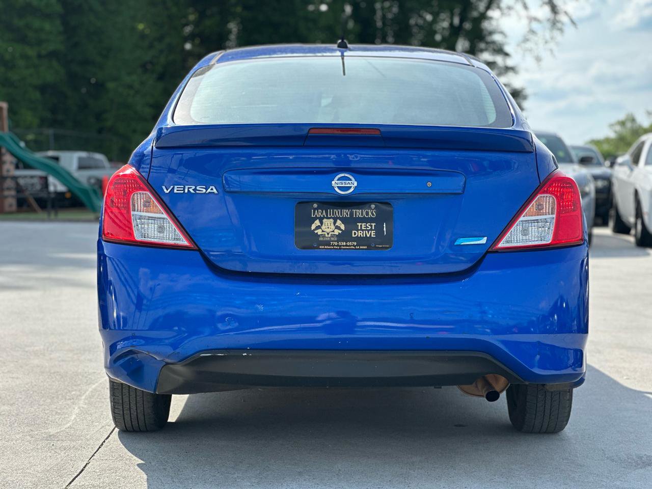 Used 2015 Nissan Versa S Plus FWD image 6