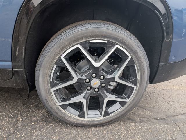 New 2026 Chevrolet Traverse High Country w/ LPO, Floor Liner Package FWD image 24