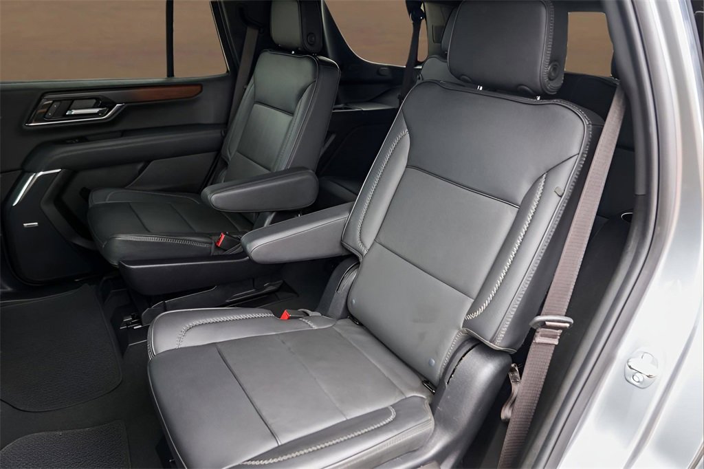Used 2025 GMC Yukon Denali image 25