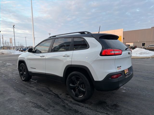 Used 2016 Jeep Cherokee Latitude w/ Cold Weather Group image 5
