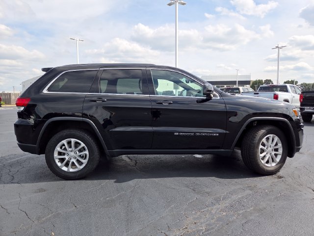 Used 2022 Jeep Grand Cherokee Laredo X AWD/4WD image 17