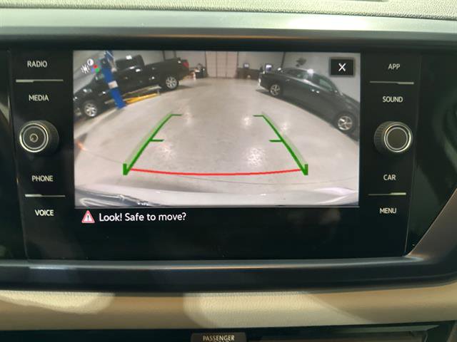 Certified 2022 Volkswagen Taos SE image 26