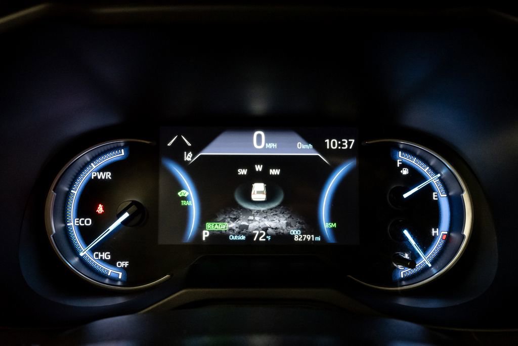 Used 2019 Toyota RAV4 Limited AWD/4WD image 17