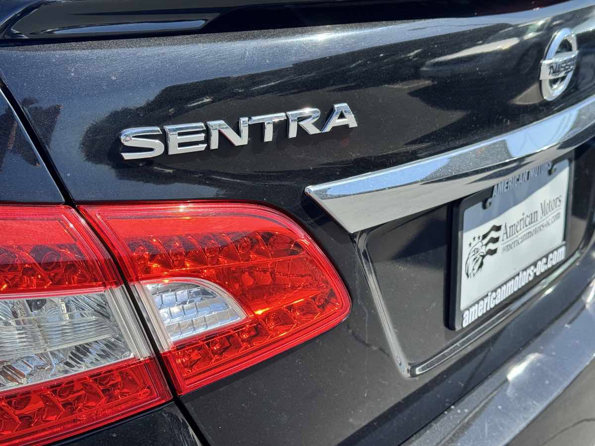 Used 2014 Nissan Sentra SR FWD image 19