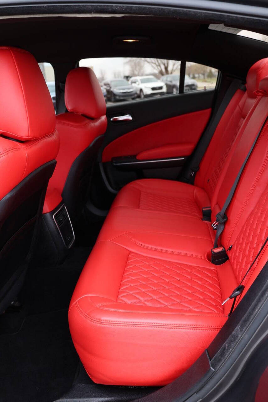 Used 2021 Dodge Charger R/T RWD image 17