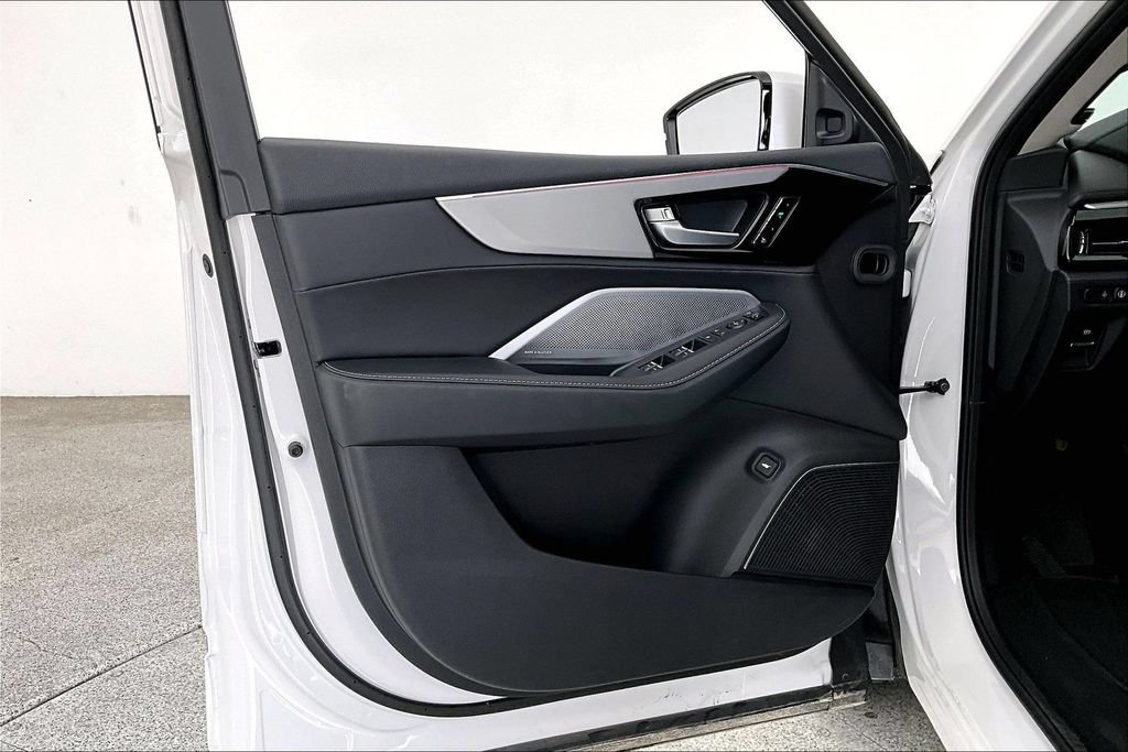 Certified 2026 Acura MDX FWD w/ Technology Package image 22