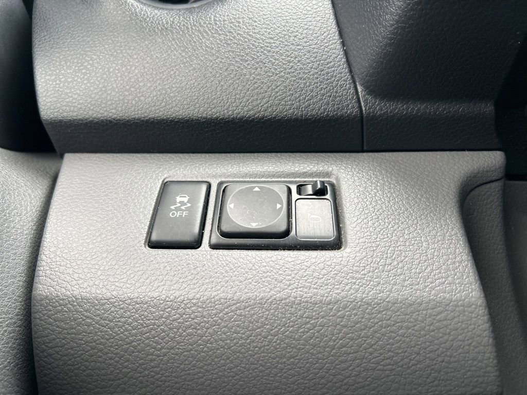 Used 2019 Nissan NV200 SV w/ Back Door Glass Package image 26