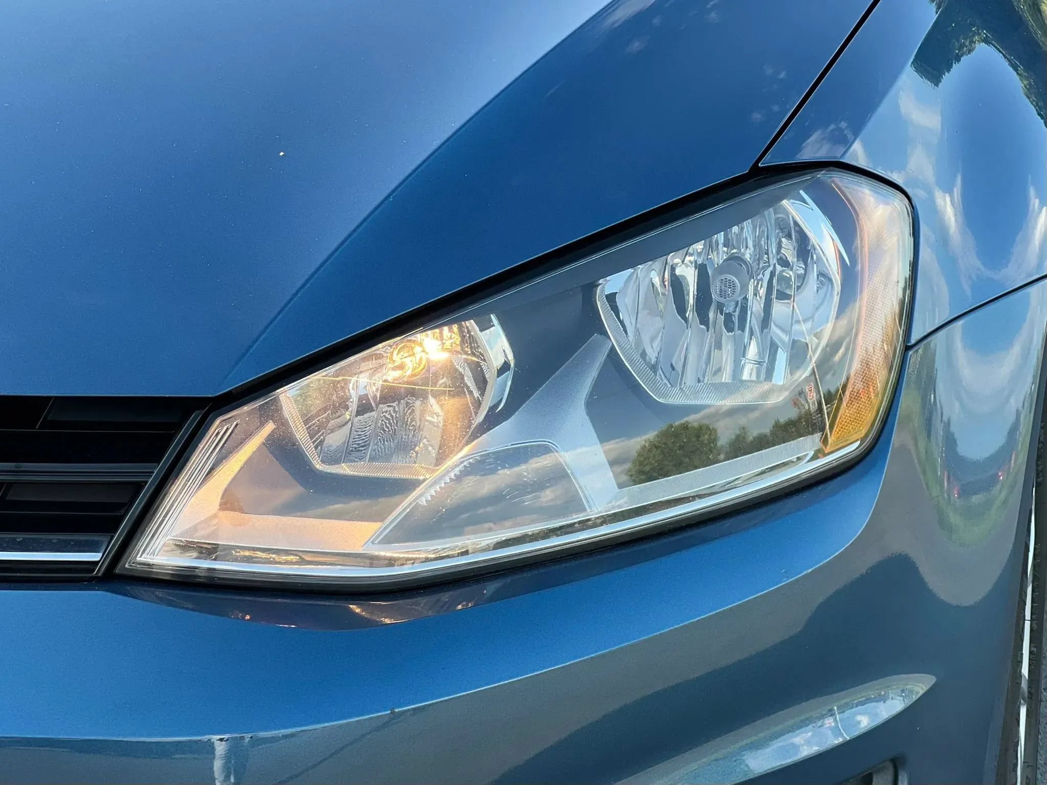 Used 2016 Volkswagen Golf Limited Edition FWD image 10