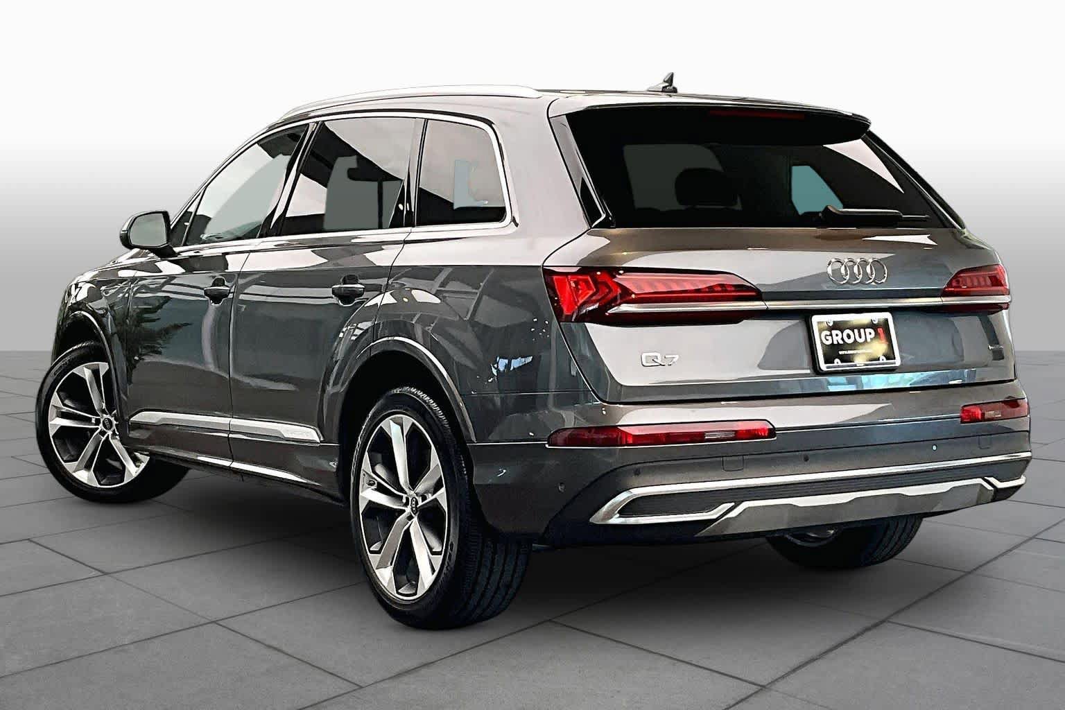 Used 2023 Audi Q7 3.0T Premium Plus w/ Premium Plus Package AWD/4WD image 12
