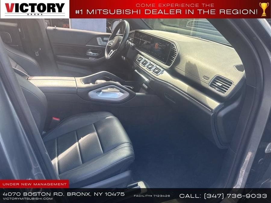 Used 2023 Mercedes-Benz GLS 450 4MATIC image 46