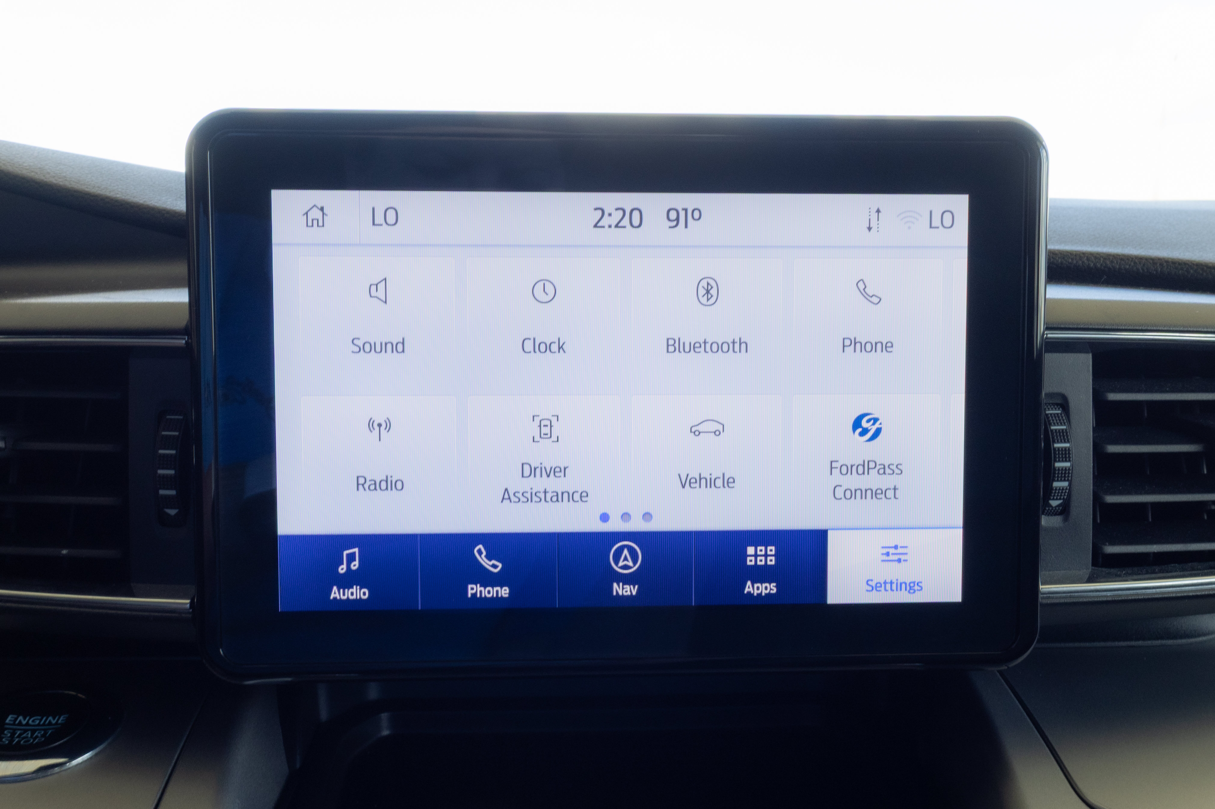 Used 2022 Ford Explorer XLT w/ Equipment Group 202A RWD image 21