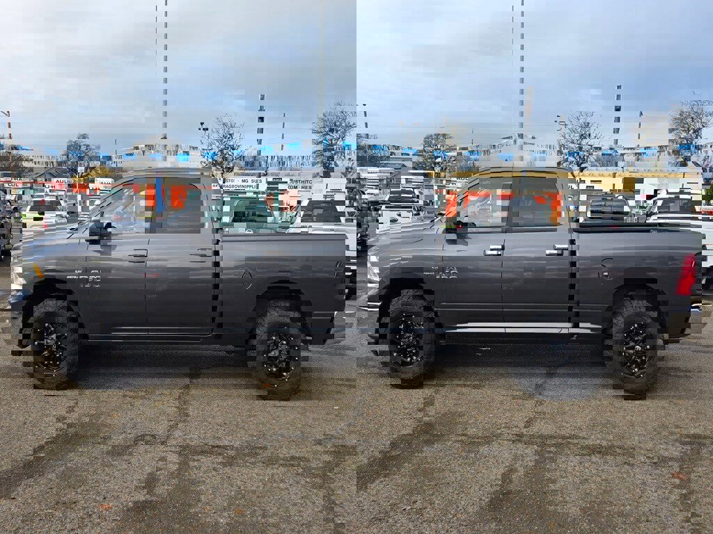 Used 2017 RAM 1500 Big Horn image 6